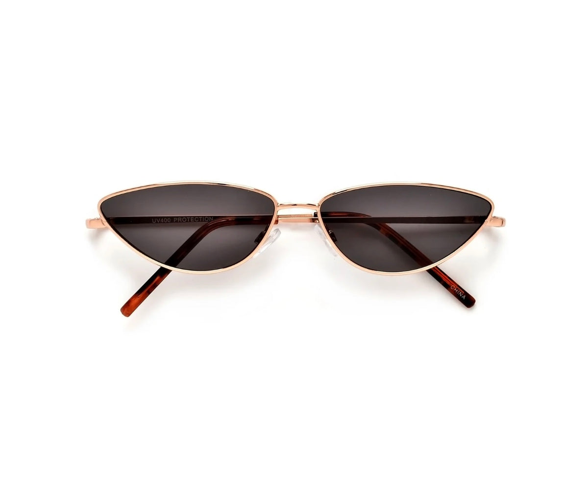 VELVET CLAWS | SLEEK CAT EYE SUNNIES