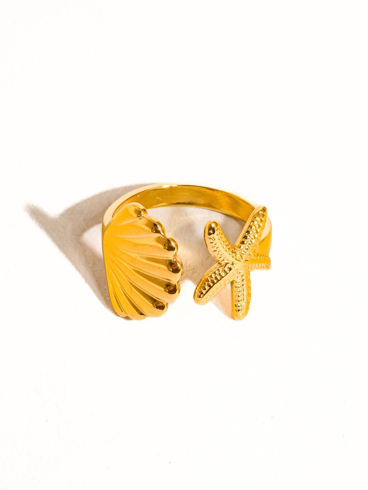 SANDY | STAR AND SEASHELL RING