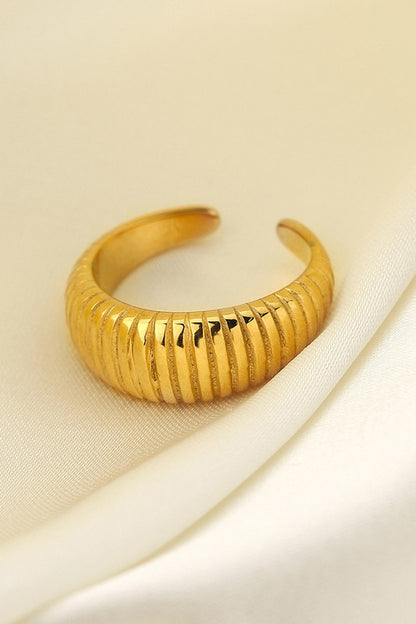 TRISH | STRIPPED OPEN RING