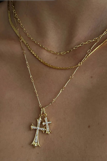 KEYNA | CROSS PENDANT NECKLACE