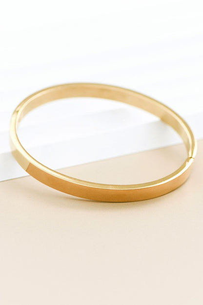 CHIC | BANGLE BRACELET