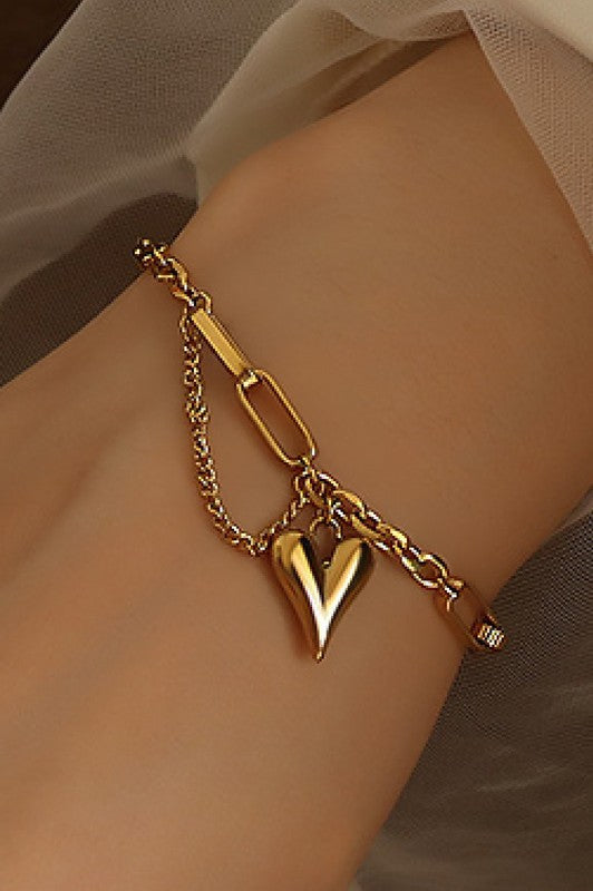 SACRED | HEART CHARM BRACELET