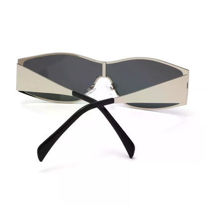 VOLTAGE | CHIC FLAT TOP SUNNIES