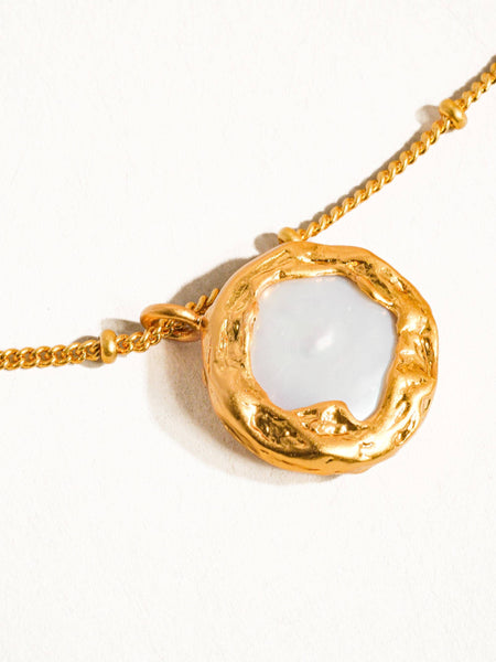 LYDIA | VINTAGE ROUND PEARL NECKLACE