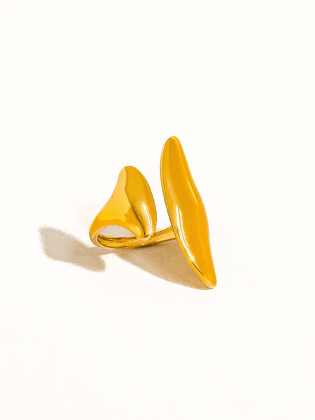 DANIELA | ABSTRACT STATEMENT RING