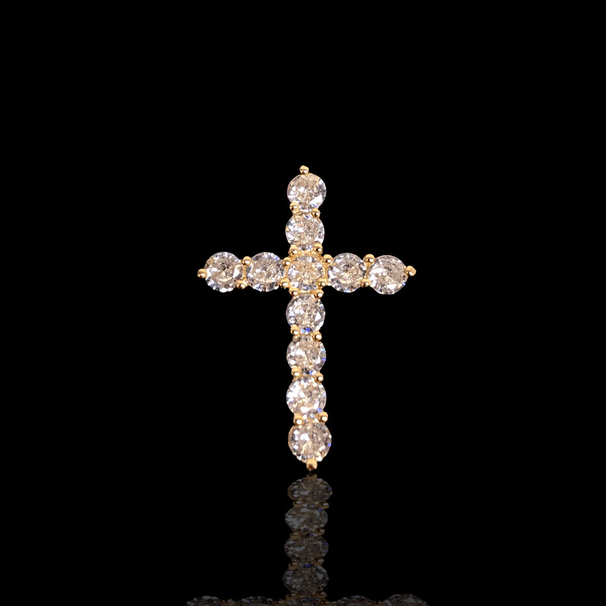 HALO | ROUNDED CROSS PENDANT NECKLACE