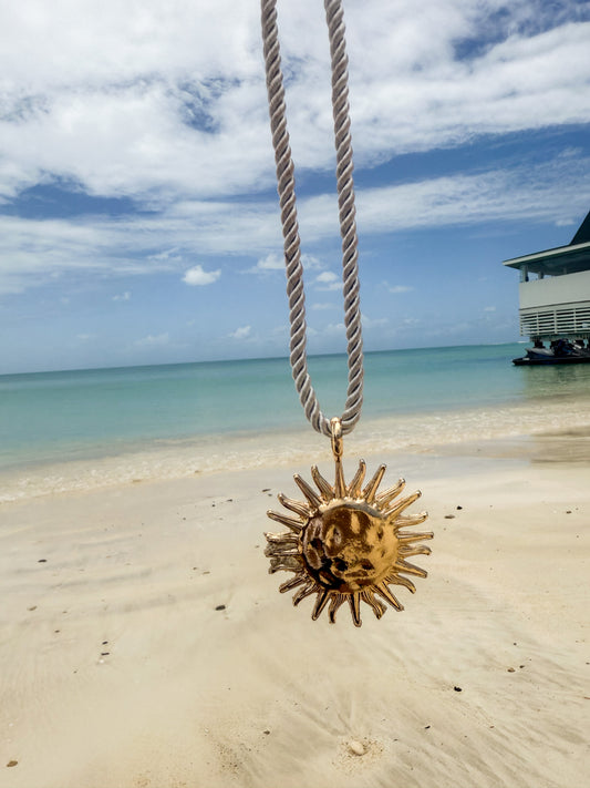SUNI | ROPE SUN PENDANT NECKLACE