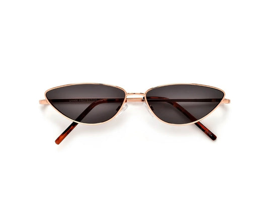 VELVET CLAWS | SLEEK CAT EYE SUNNIES