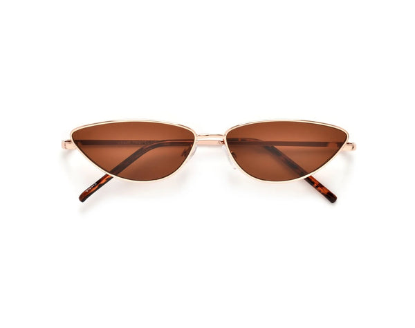 VELVET CLAWS | SLEEK CAT EYE SUNNIES