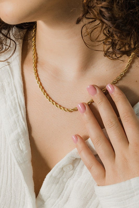 RAYNA | ROPE NECKLACE