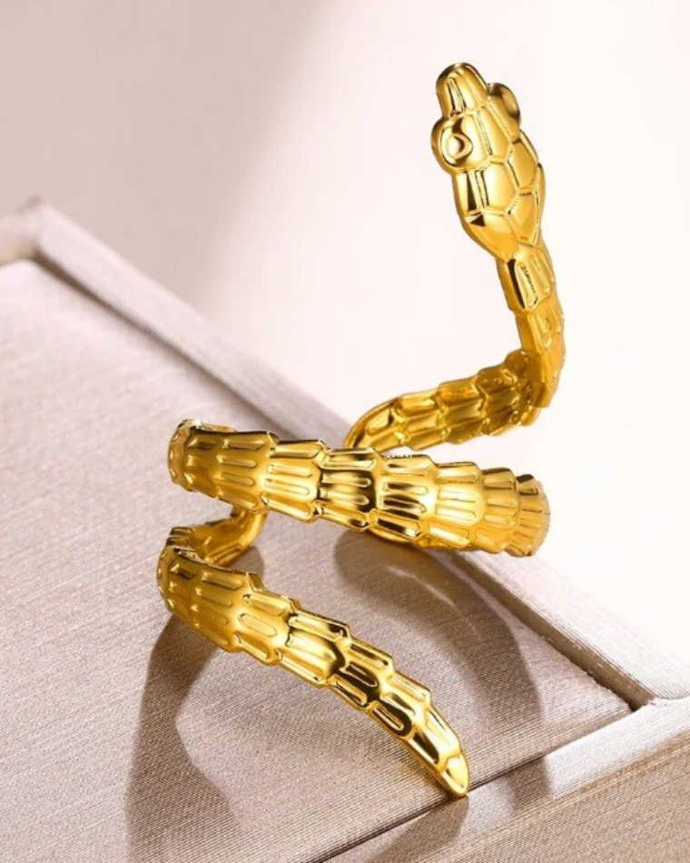 SLITHER | RING