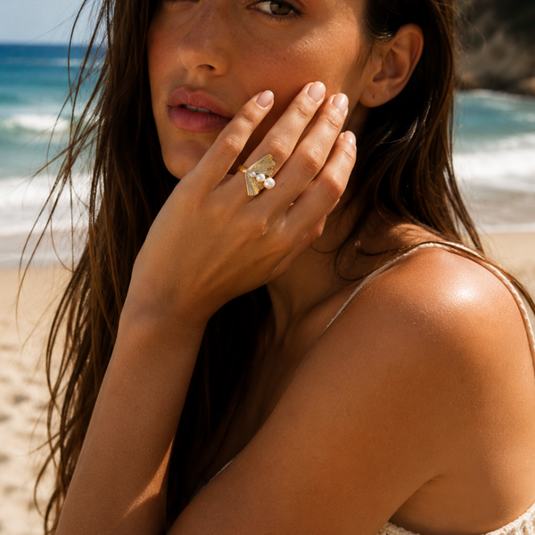 KALA | PEARL STATEMENT RING