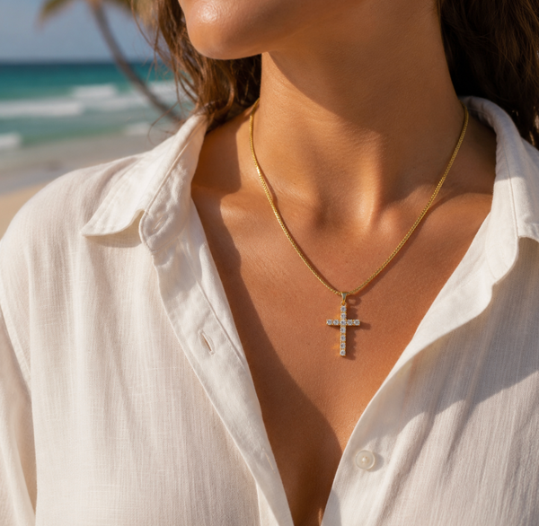 ELA | CROSS PENDANT