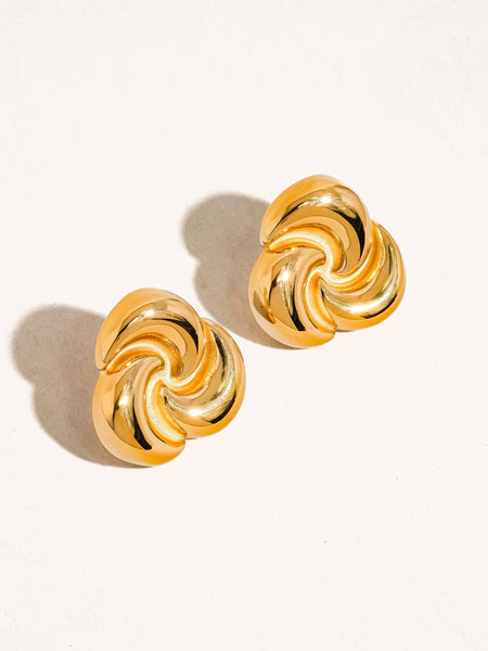 TAYLOR | TRIANGLE STUDS