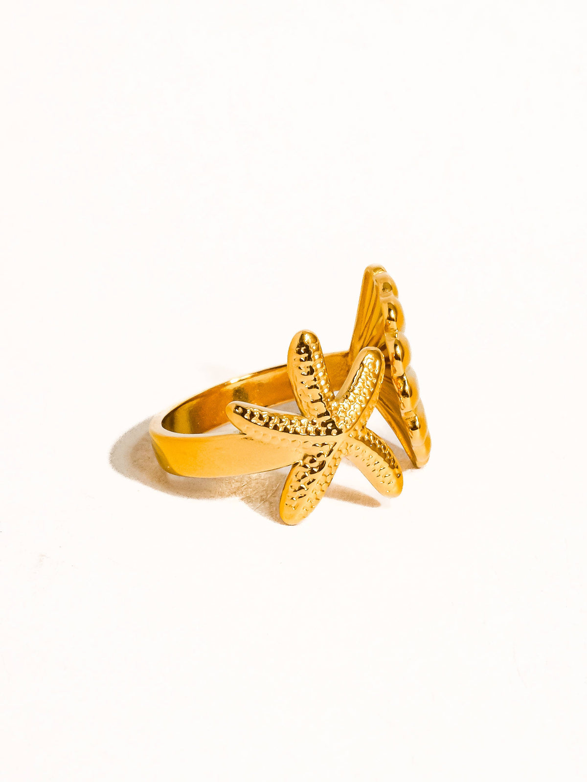 SANDY | STAR AND SEASHELL RING