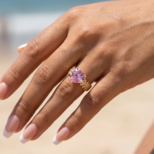 AMÉ | PINK HEART RING