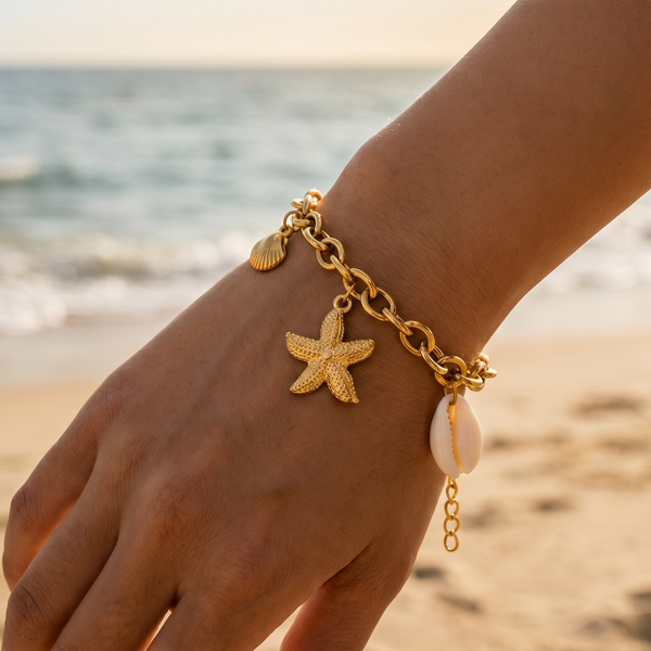 BEACHY | STAR AND CHAIN CHARM BRACELET